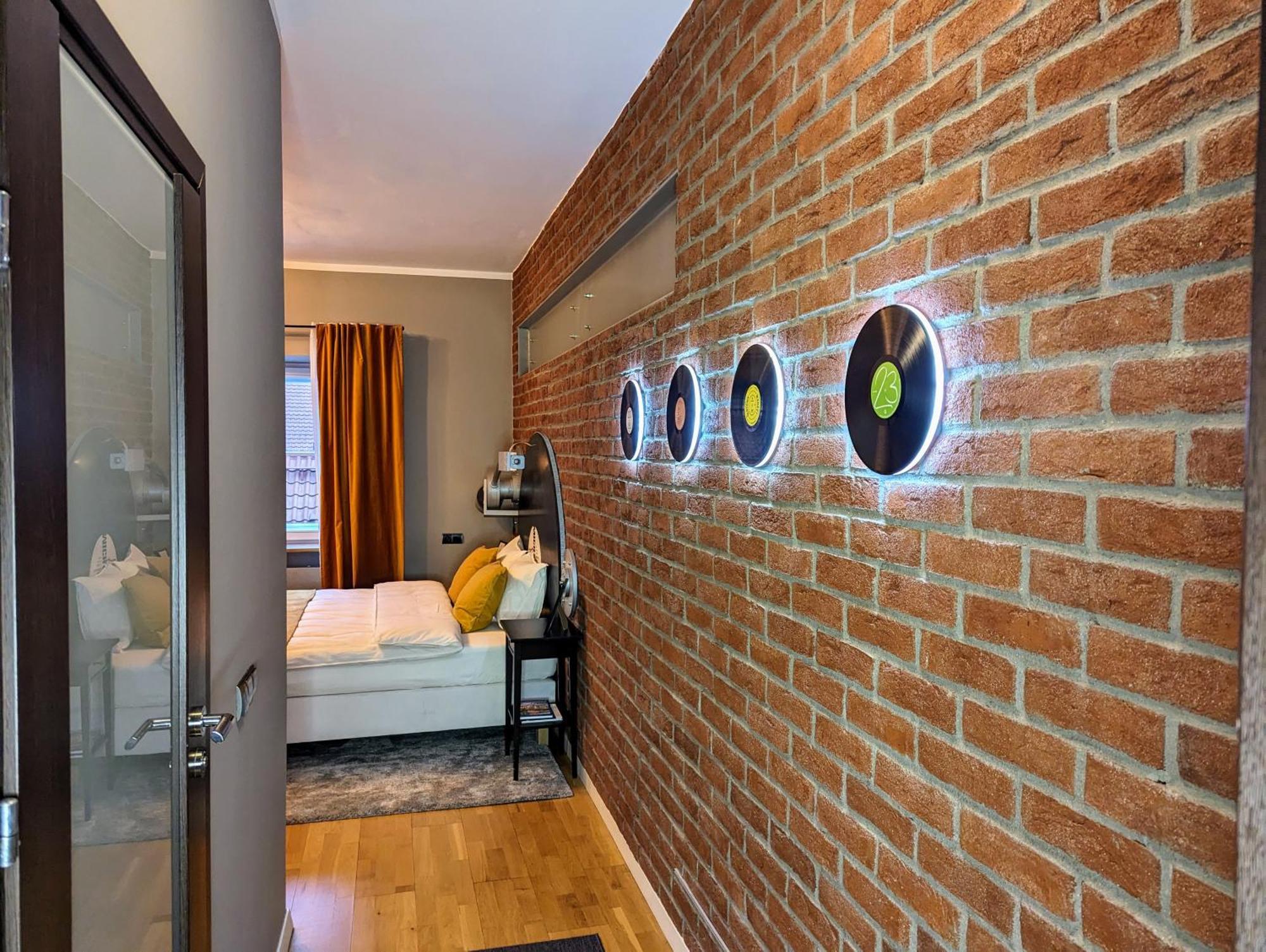 Bella Luna Luxury Suites - Chic Residence In Historic Square Varšava Exteriér fotografie