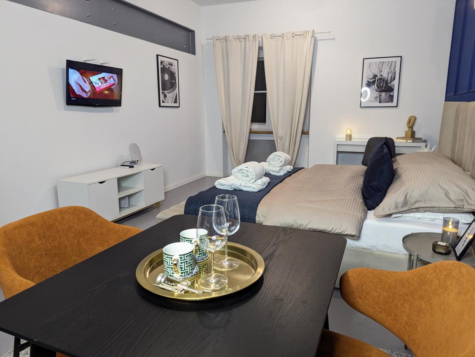 Bella Luna Luxury Suites - Chic Residence In Historic Square Varšava Exteriér fotografie